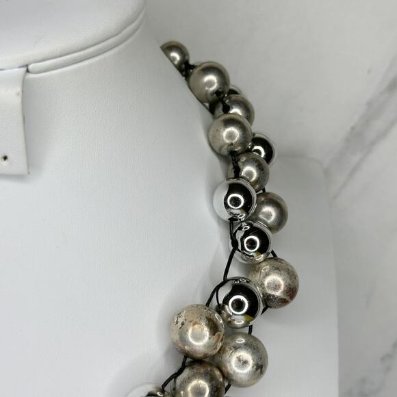 Chico's Chunky Beaded Statement Necklace Silver Tone Mixed Metals ✨ - Picture 8 of 9